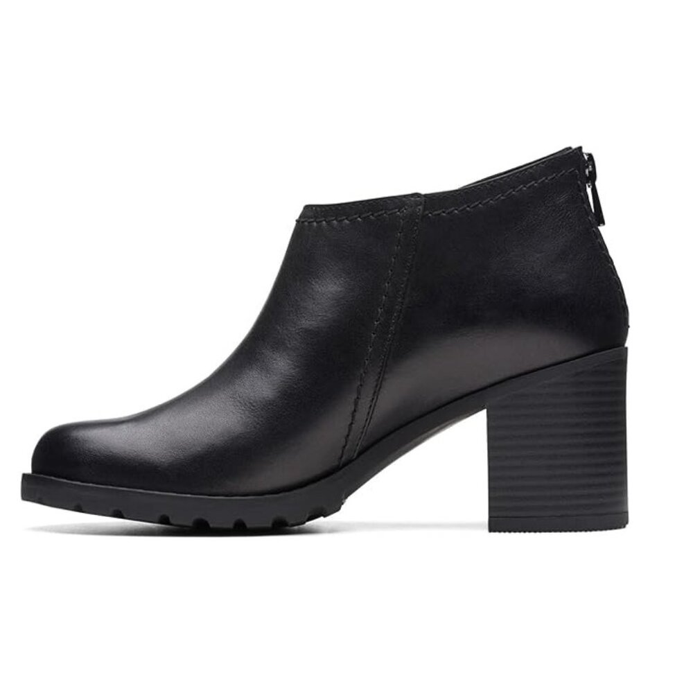 Clarks Leda Ankle Boot, Black, size 10, New!